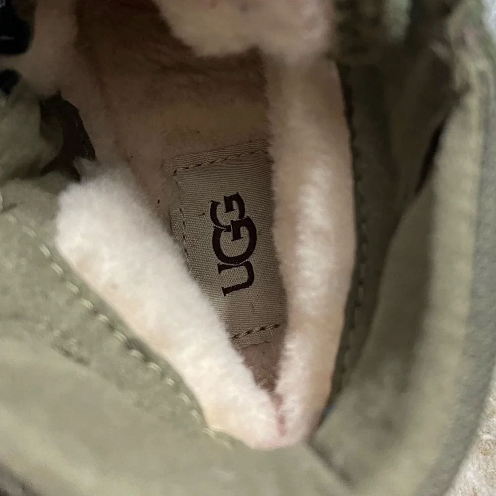 Kids' UGG K Hilmar CWR Olive 1094479K Waterproof Boots Toddlers Size 12